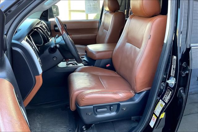 Used 2019 Toyota Sequoia Platinum AWD/4WD image 24