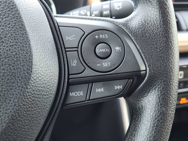 Used 2025 Toyota RAV4 XLE w/ Convenience Package AWD/4WD image 30