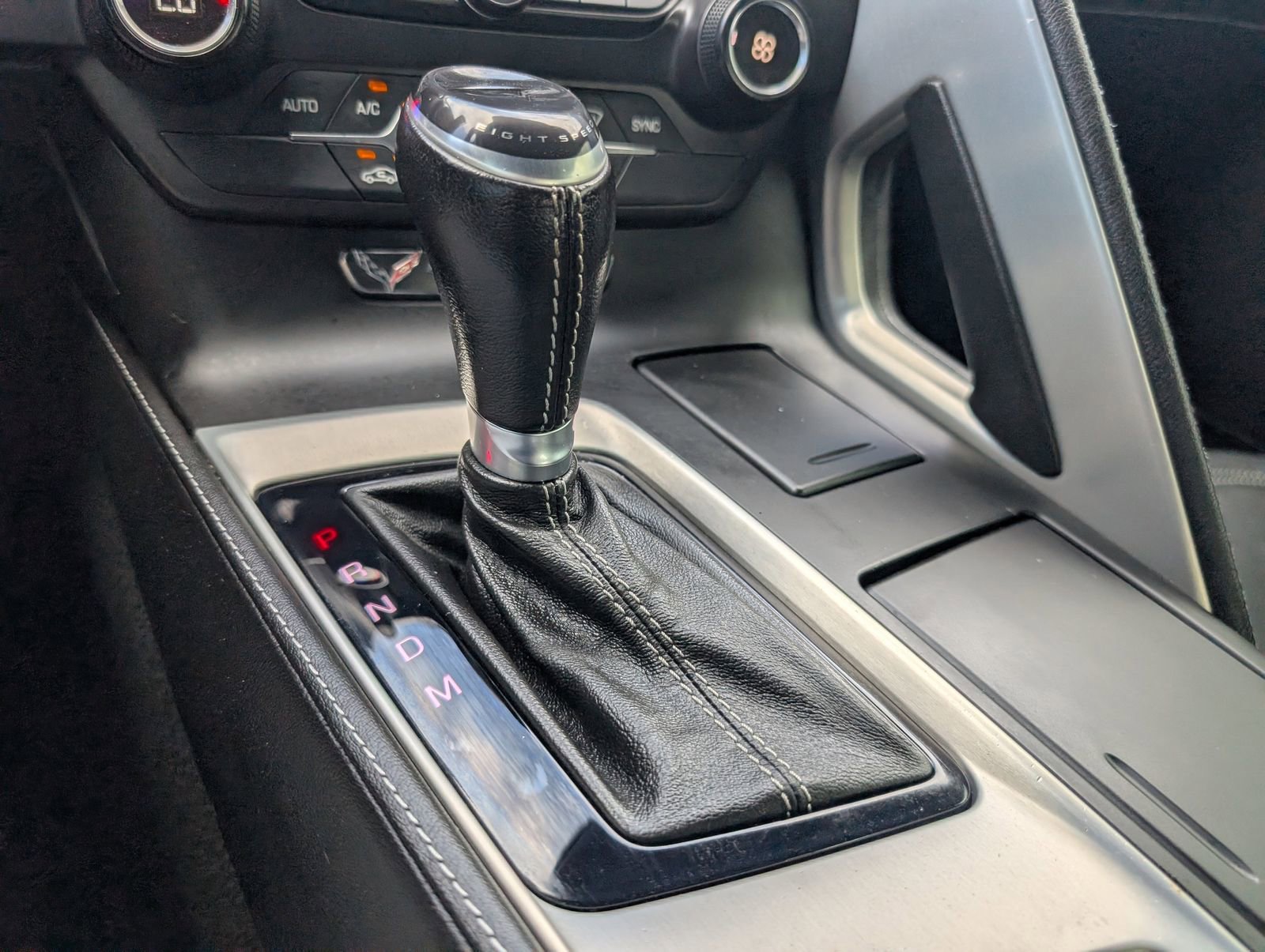 Used 2017 Chevrolet Corvette Stingray Coupe w/ 1LT image 6