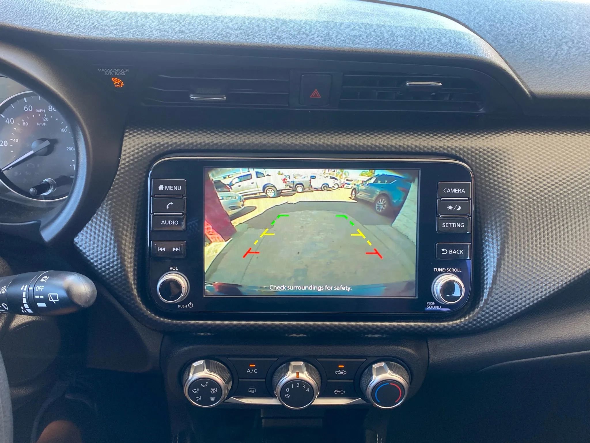 Used 2023 Nissan Kicks SV image 16