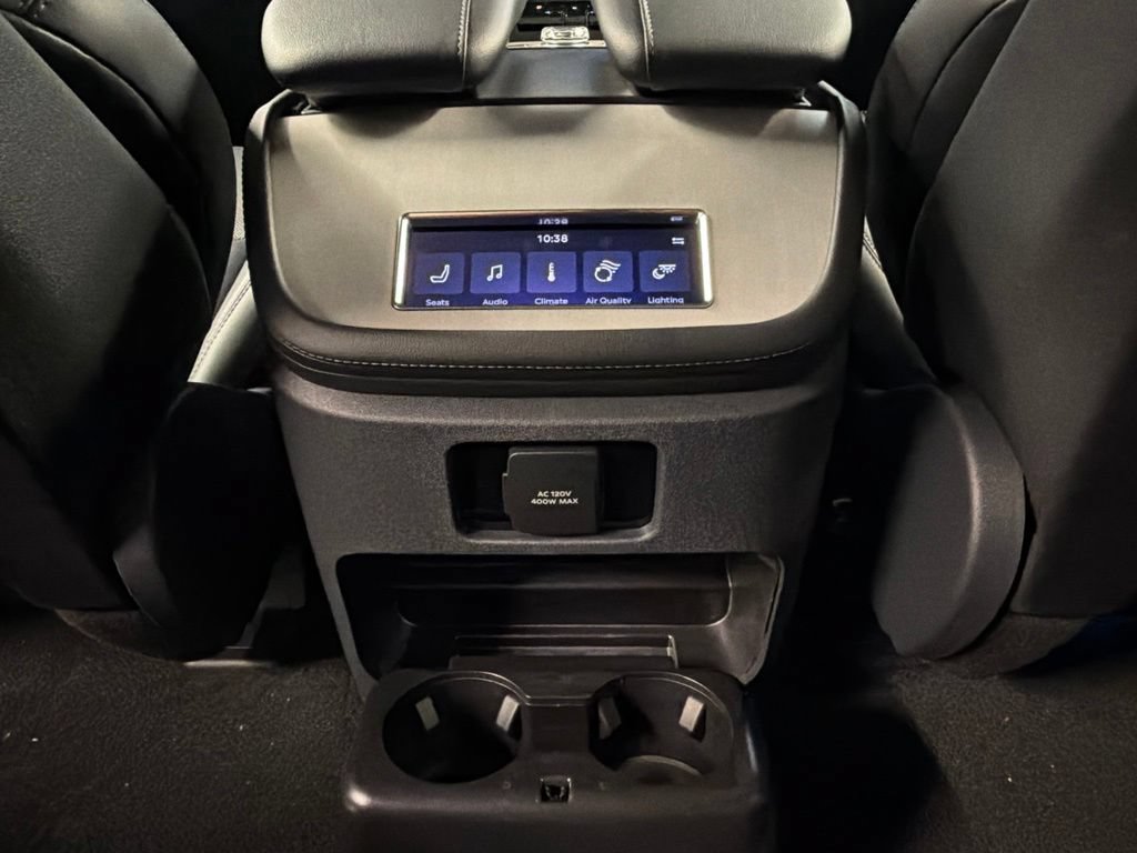 New 2026 Lincoln Navigator Reserve w/ Jet Appearance Package AWD/4WD image 38