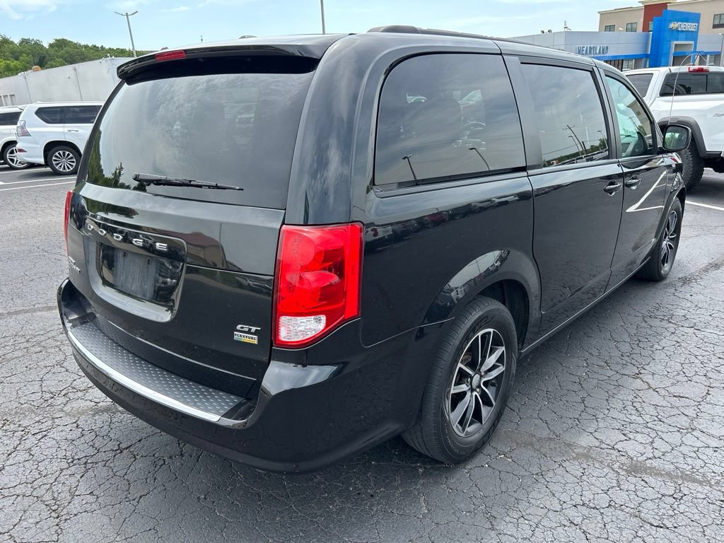 Used 2018 Dodge Grand Caravan GT FWD image 5