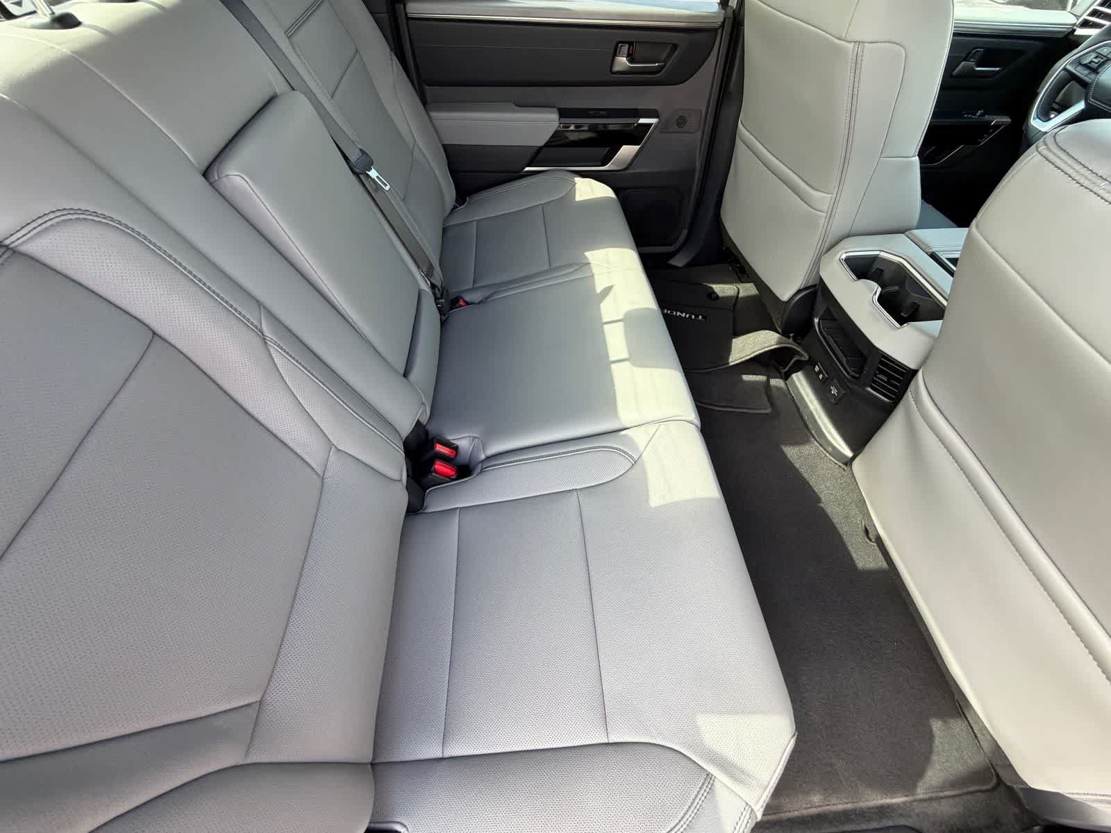 Used 2026 Toyota Tundra Limited AWD/4WD image 11
