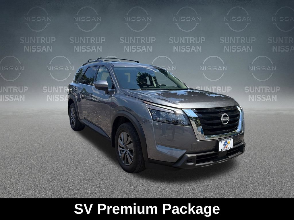 Used 2025 Nissan Pathfinder SV w/ SV Premium Package FWD image 9