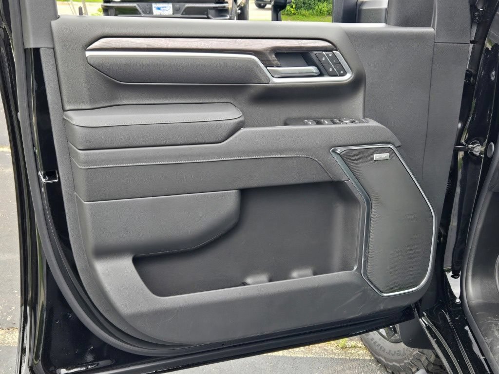 New 2026 Chevrolet Silverado 2500 LTZ w/ Trail Boss Package AWD/4WD image 19