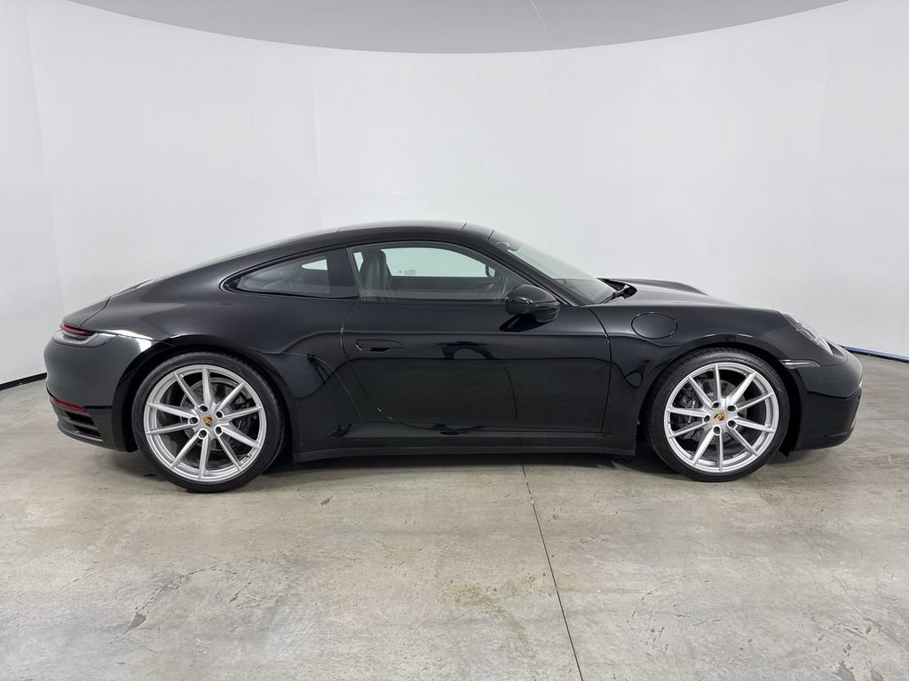 Certified 2024 Porsche 911 Carrera 4 AWD/4WD image 8