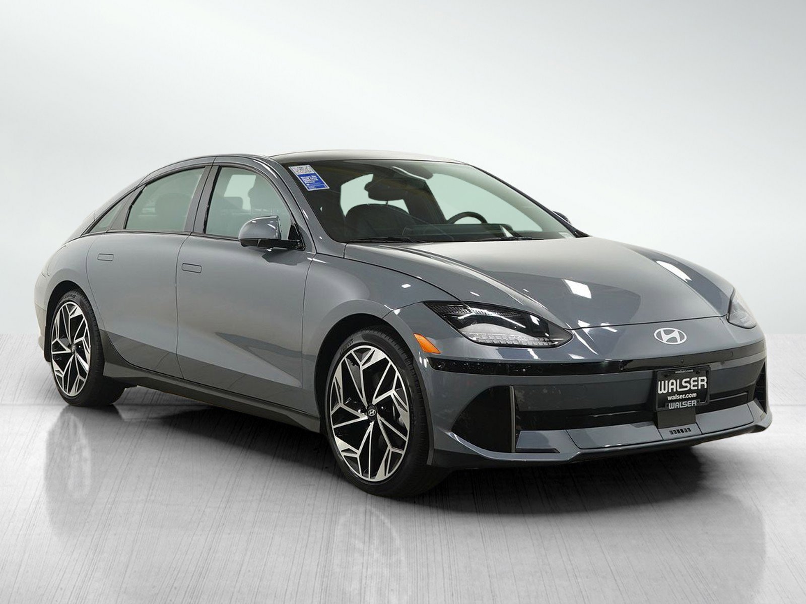 Used 2023 Hyundai Ioniq 6 Limited image 7