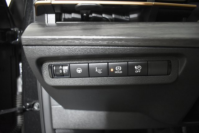 Certified 2023 Nissan Ariya AWD image 14