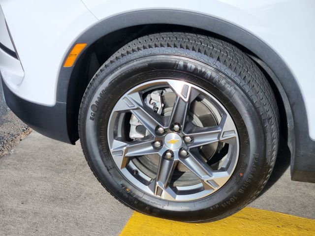 Used 2025 Chevrolet Blazer LT image 10