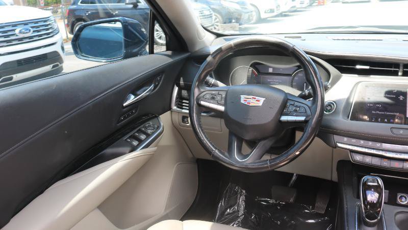 Used 2020 Cadillac XT4 Premium Luxury AWD/4WD image 23