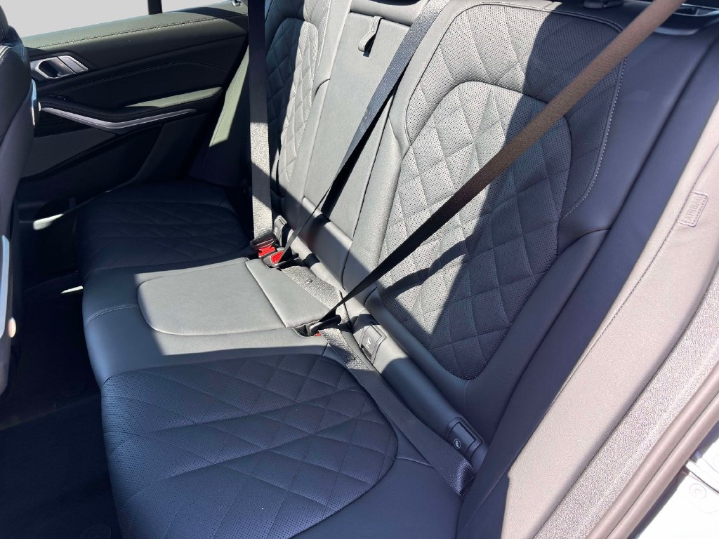 Certified 2026 BMW X5 xDrive40i AWD/4WD image 14