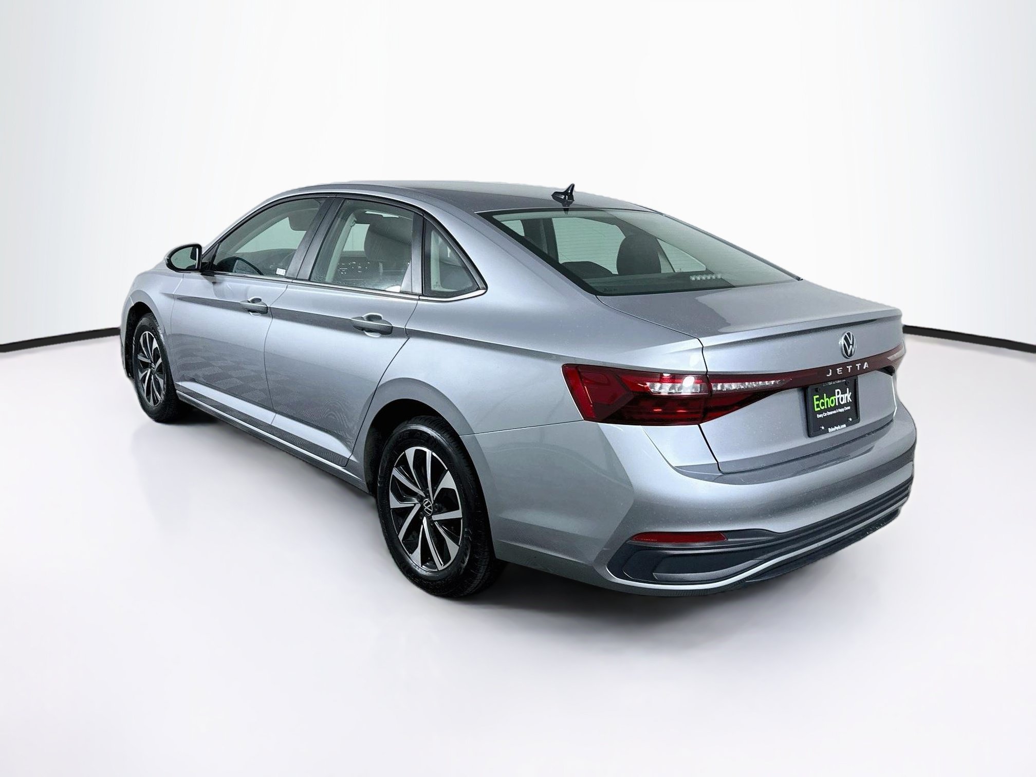 Used 2025 Volkswagen Jetta S FWD image 5