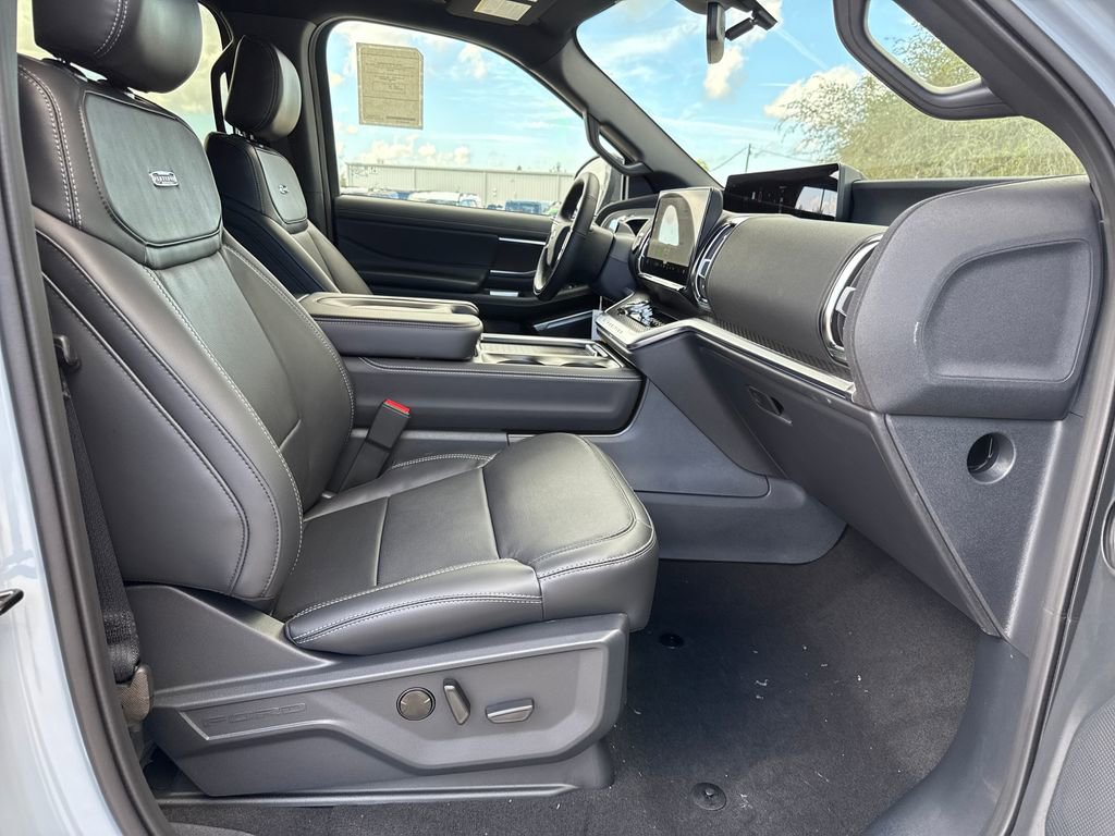 New 2025 Ford Expedition Max Platinum w/ Stealth Appearance Package image 24