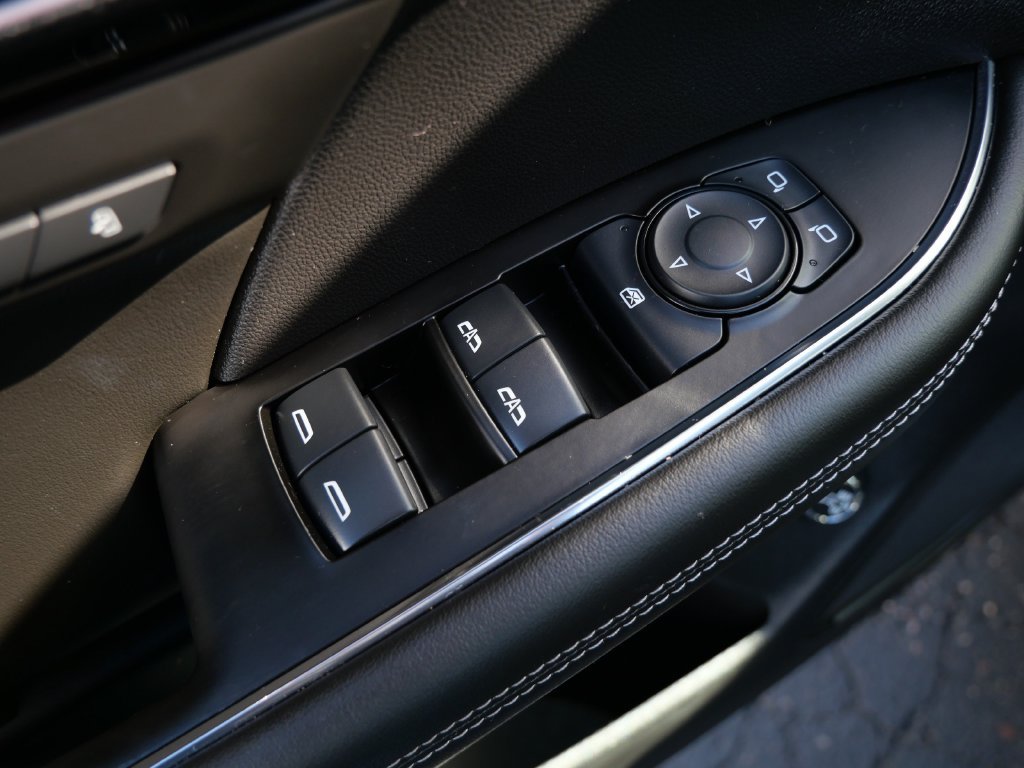Used 2023 Buick Envision Essence w/ Sport Touring Package AWD/4WD image 19