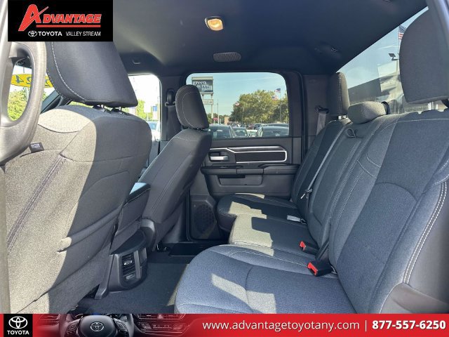 Used 2024 RAM 2500 Big Horn w/ Night Edition AWD/4WD image 14