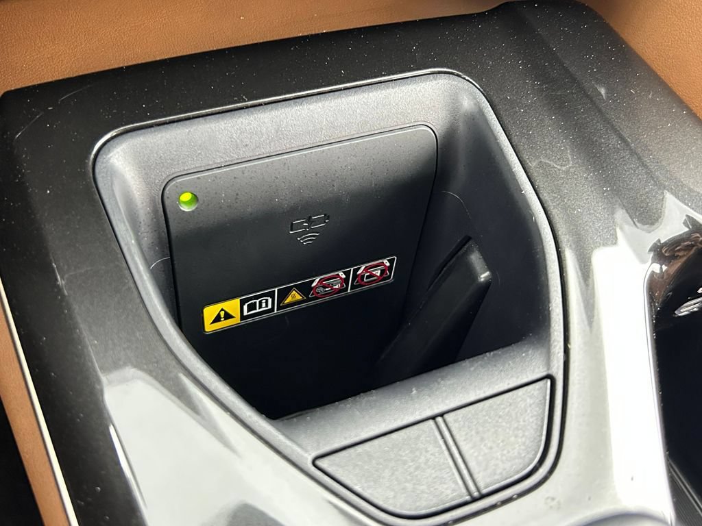 Used 2025 Toyota Crown Signia AWD/4WD image 32