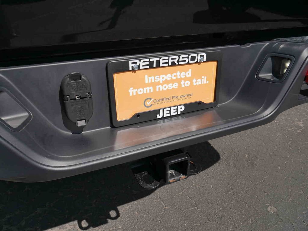 Certified 2026 Jeep Gladiator Mojave AWD/4WD image 9