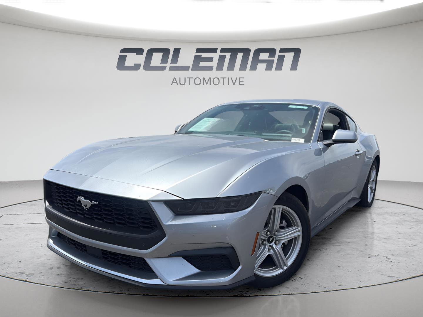 Used 2026 Ford Mustang Premium RWD image 1