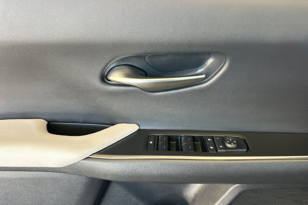 Used 2025 Lexus UX 300h FWD w/ Accessory Package (Z2) image 11