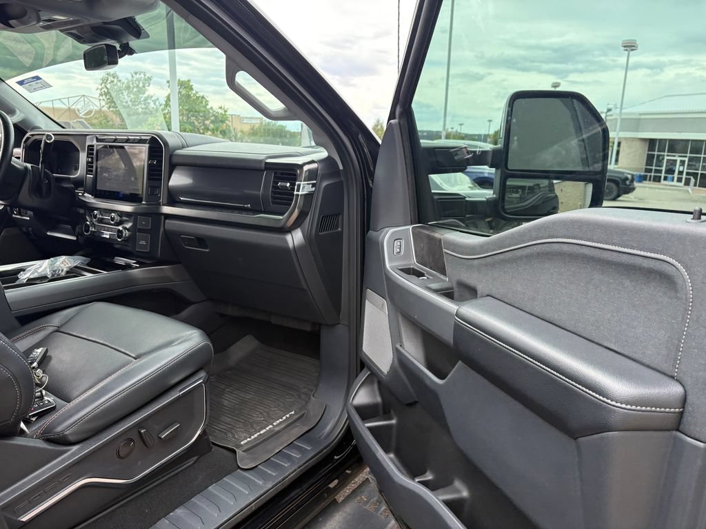 Certified 2023 Ford F350 Lariat w/ Tremor Off-Road Package AWD/4WD image 30