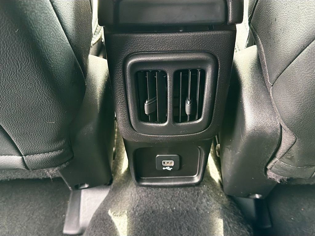 Used 2021 Jeep Compass Latitude image 19
