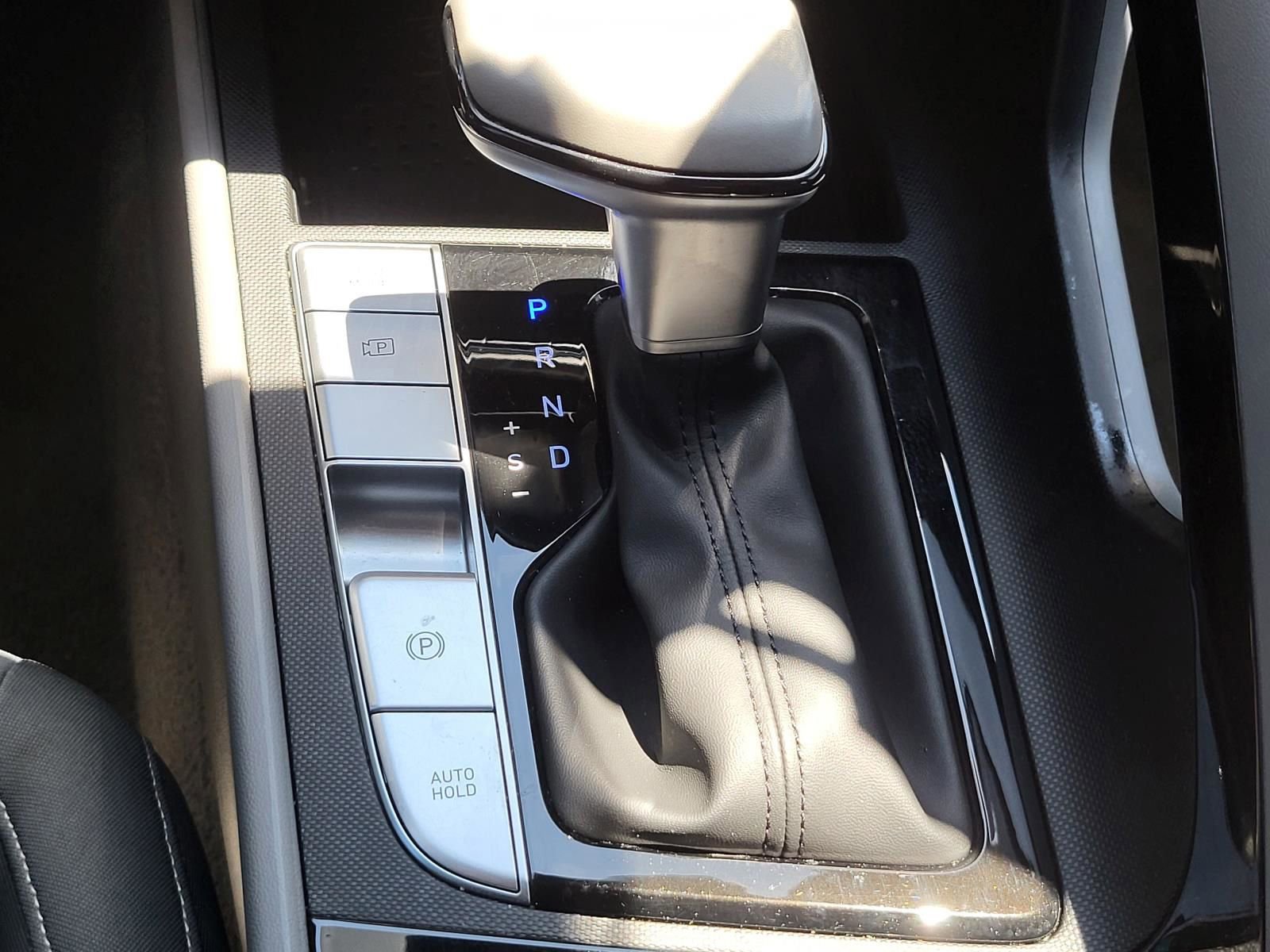 Certified 2023 Hyundai Elantra SEL w/ Convenience Package FWD image 24