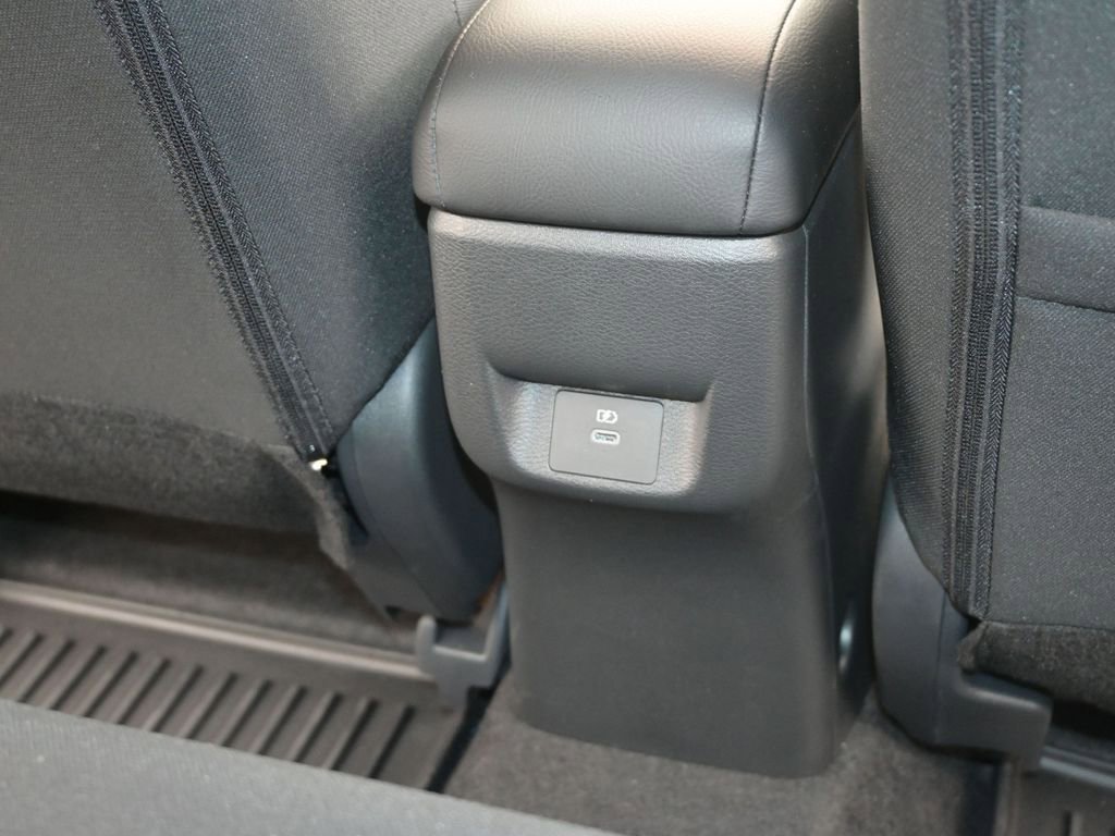 Certified 2025 Nissan Versa SV w/ Trunk Package image 26