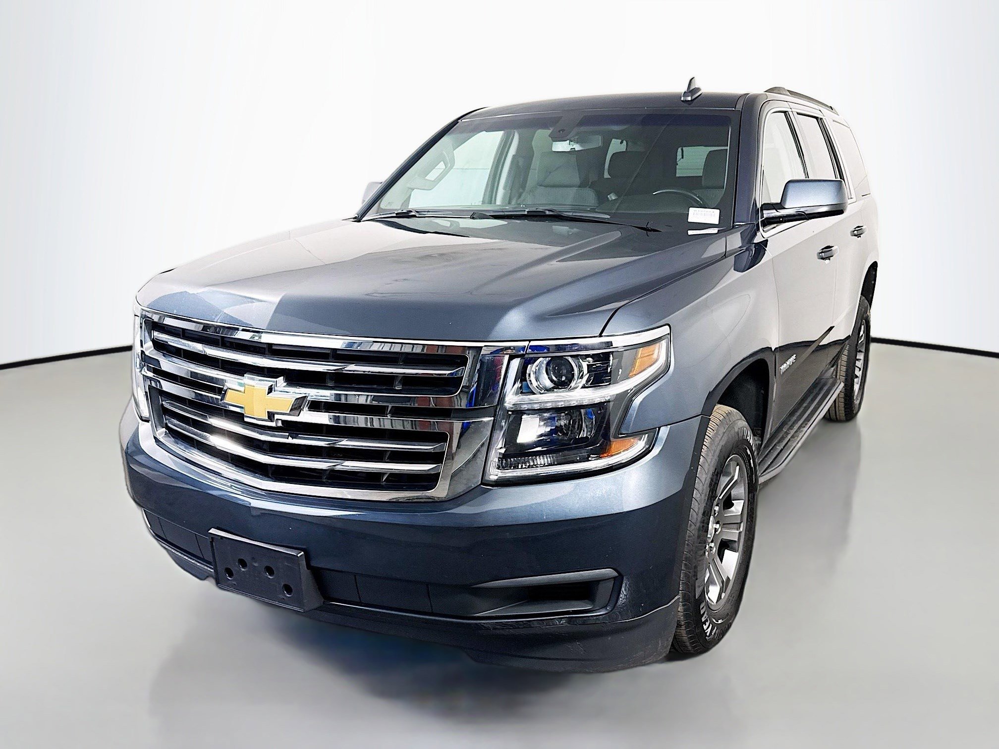 Used 2019 Chevrolet Tahoe LS image 4