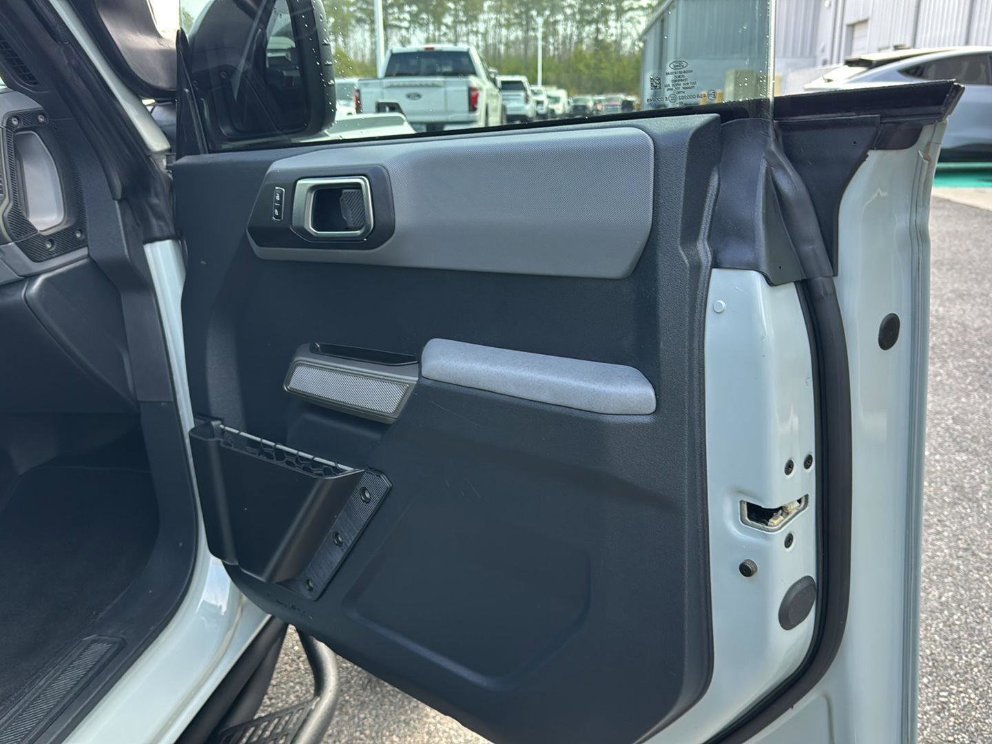 Certified 2023 Ford Bronco Everglades image 12