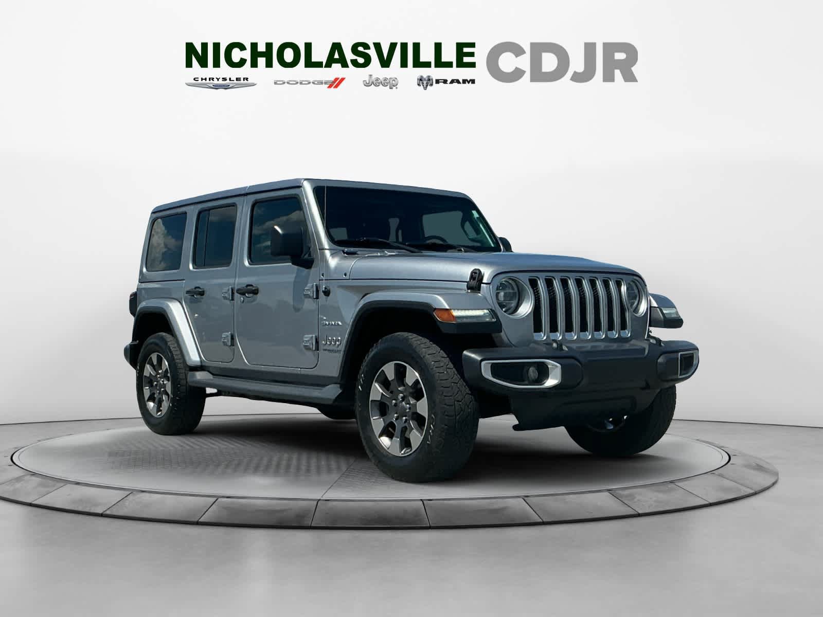 Used 2018 Jeep Wrangler Unlimited Sahara w/ LED Lighting Group AWD/4WD image 7