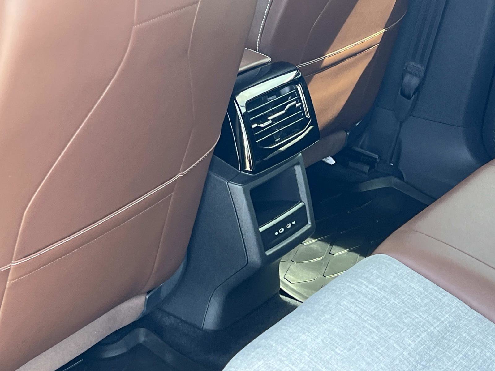 Used 2023 Volkswagen ID.4 Pro image 22