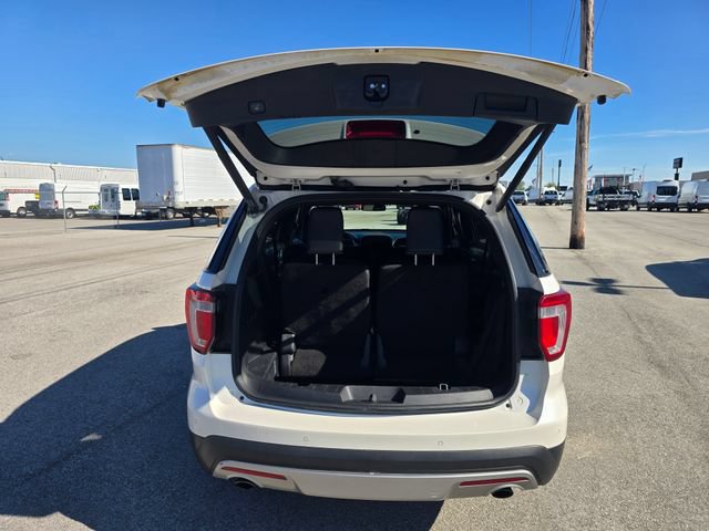 Used 2017 Ford Explorer Limited w/ Equipment Group 301A FWD image 14