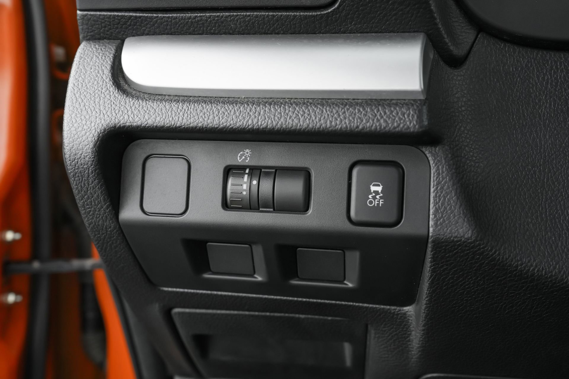 Used 2014 Subaru Crosstrek 2.0i Premium w/ Moonroof Package image 35