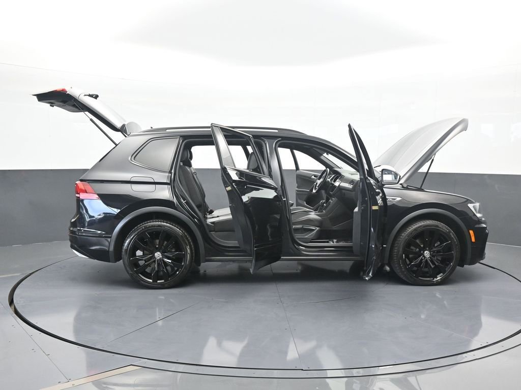Used 2021 Volkswagen Tiguan SE R-Line image 73
