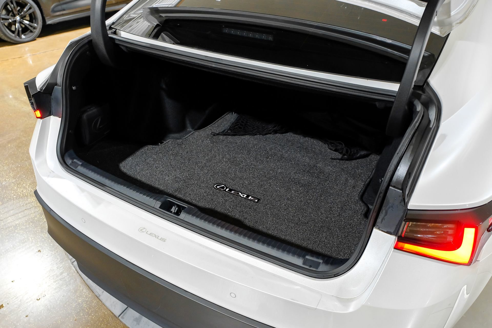 Used 2024 Lexus IS 300 w/ Comfort Package image 58