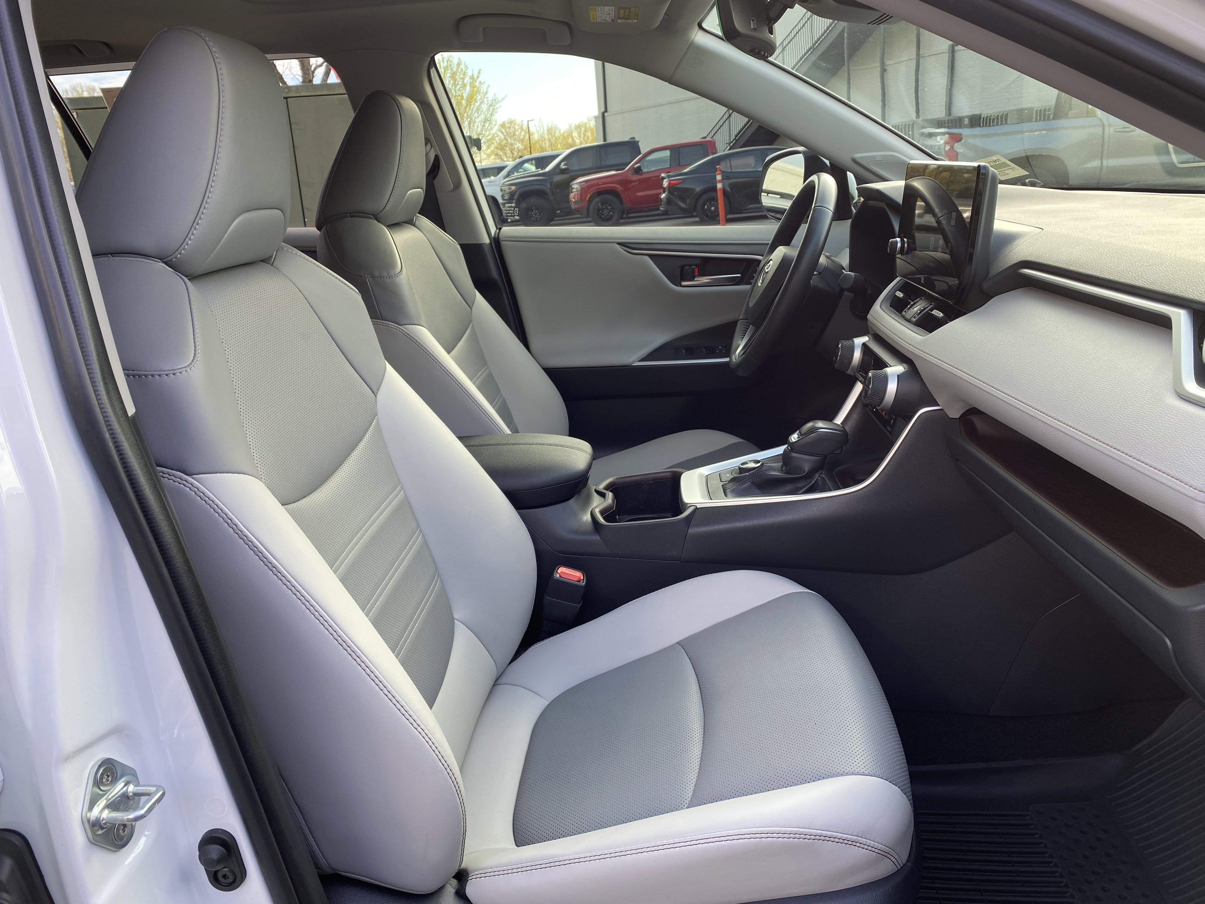 Used 2024 Toyota RAV4 Limited w/ Advanced Technology Package image 35