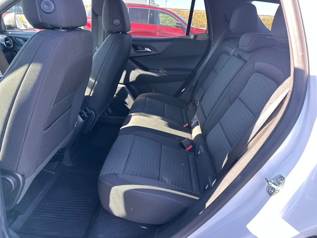 New 2026 Chevrolet Equinox LT w/ LPO, Floor Liner Package image 15
