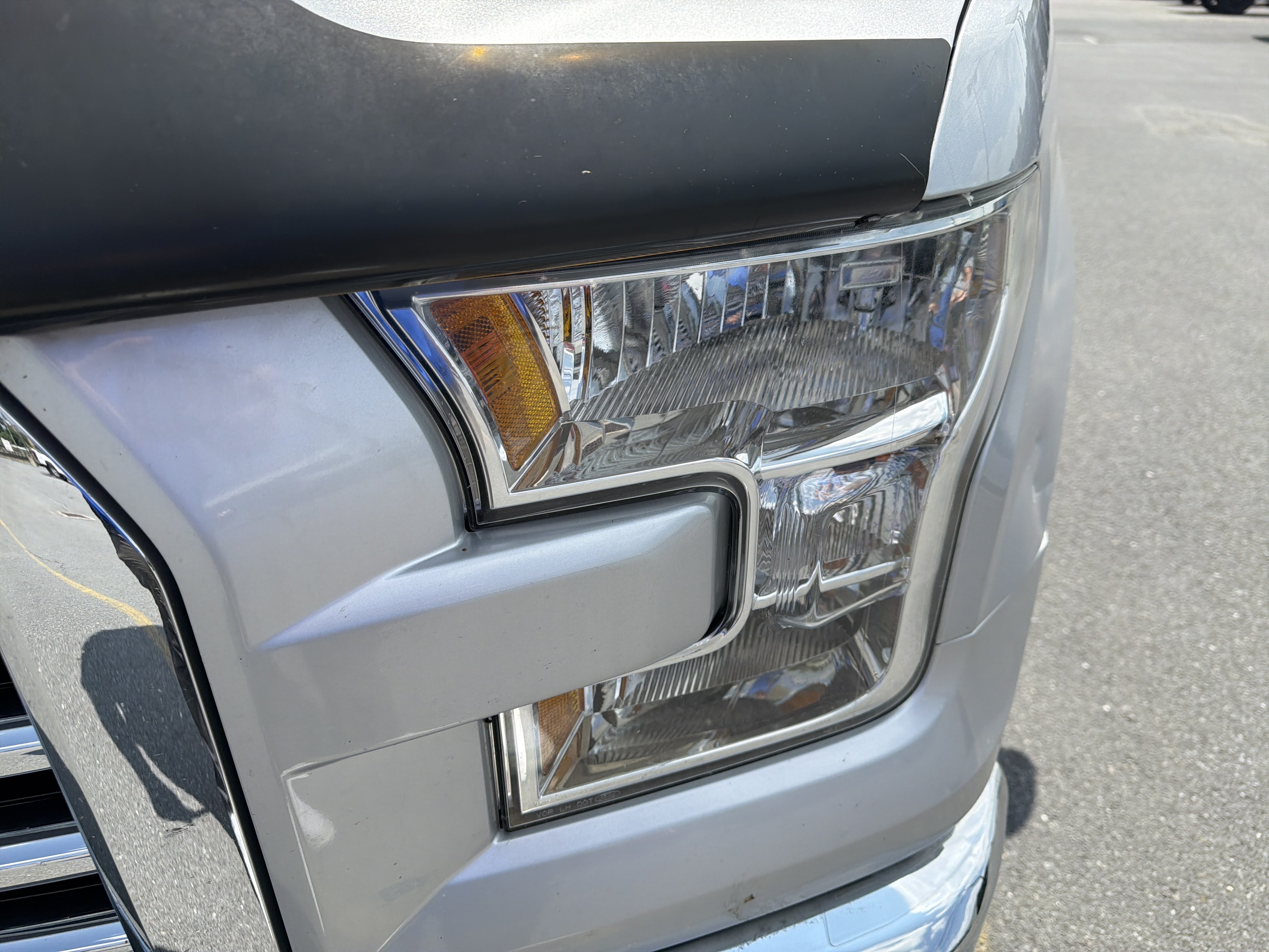Used 2016 Ford F150 XLT w/ Equipment Group 302A Luxury AWD/4WD image 11