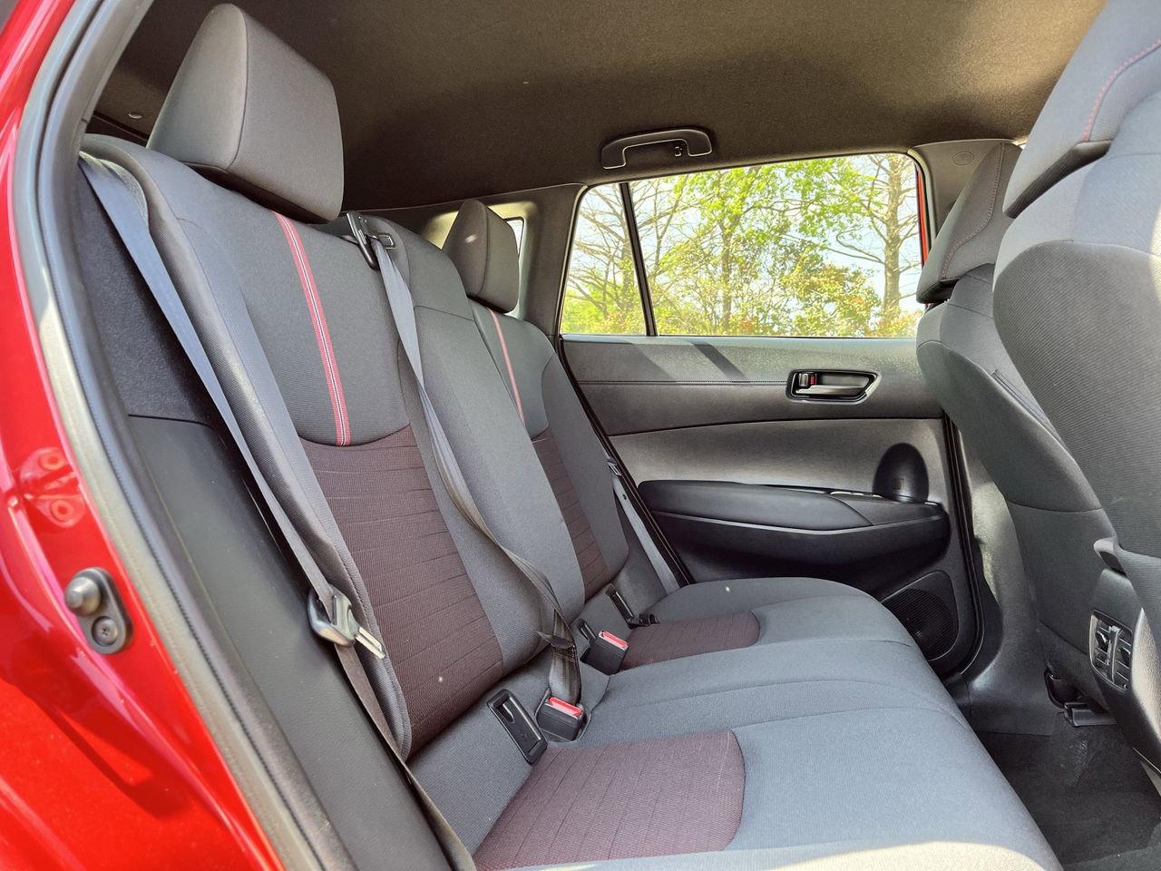 Used 2025 Toyota Corolla Cross AWD Hybrid image 26