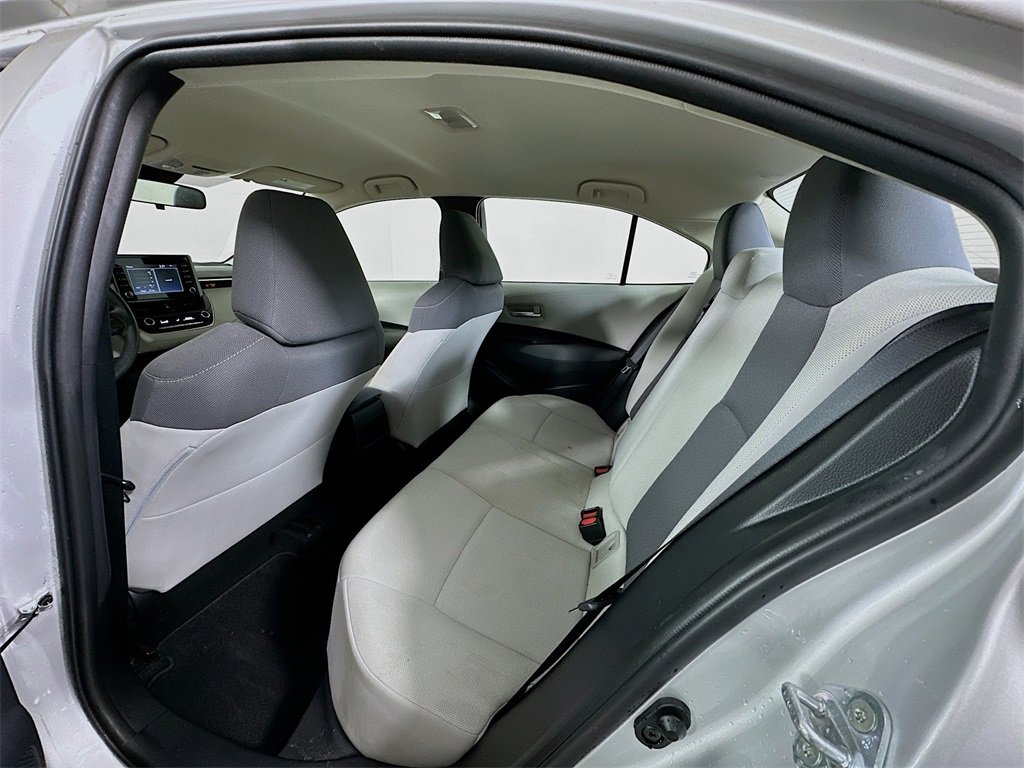 Used 2020 Toyota Corolla L image 4
