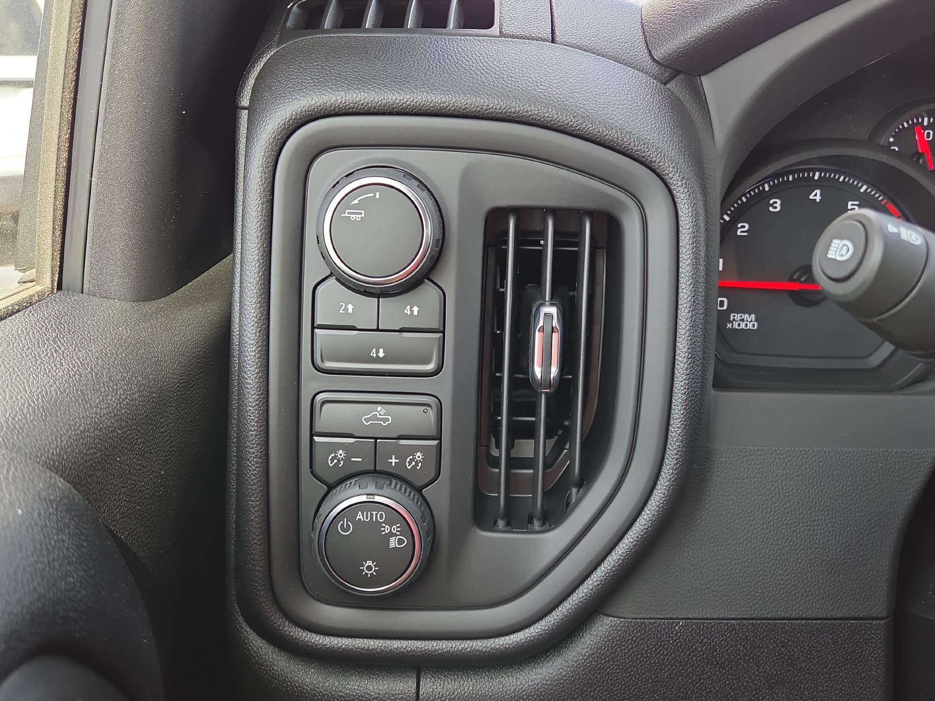 New 2026 Chevrolet Silverado 2500 Custom w/ Custom Convenience Package AWD/4WD image 23