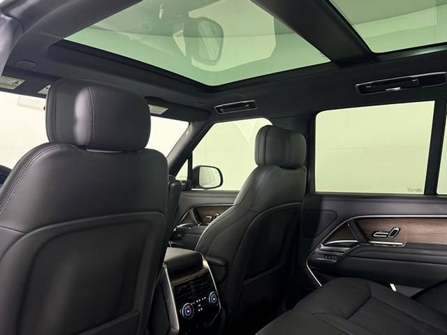 Used 2023 Land Rover Range Rover SE AWD/4WD image 22