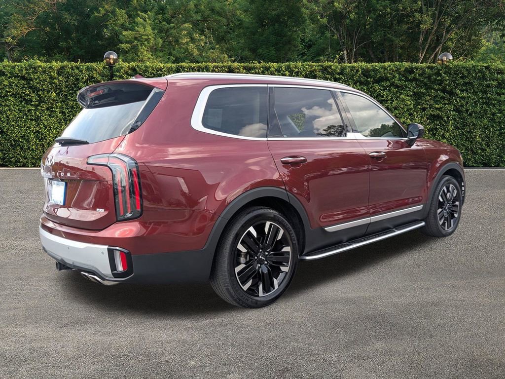 Used 2024 Kia Telluride SX Prestige w/ Towing Package image 4