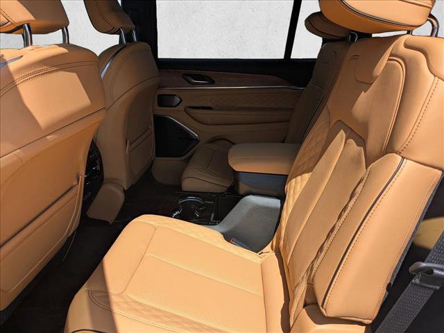 New 2025 Jeep Grand Cherokee L Summit image 16