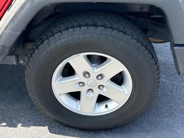 Used 2014 Jeep Wrangler Unlimited Sport w/ Quick Order Package 24S AWD/4WD image 13