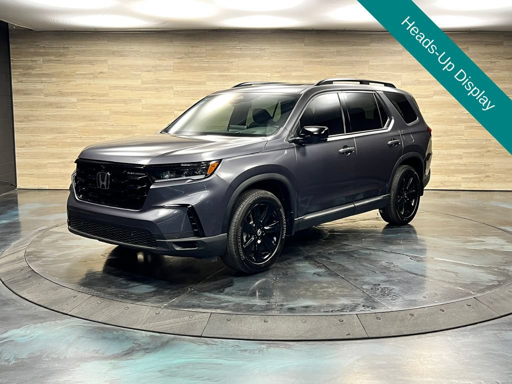 Used 2025 Honda Pilot Black Edition image 5