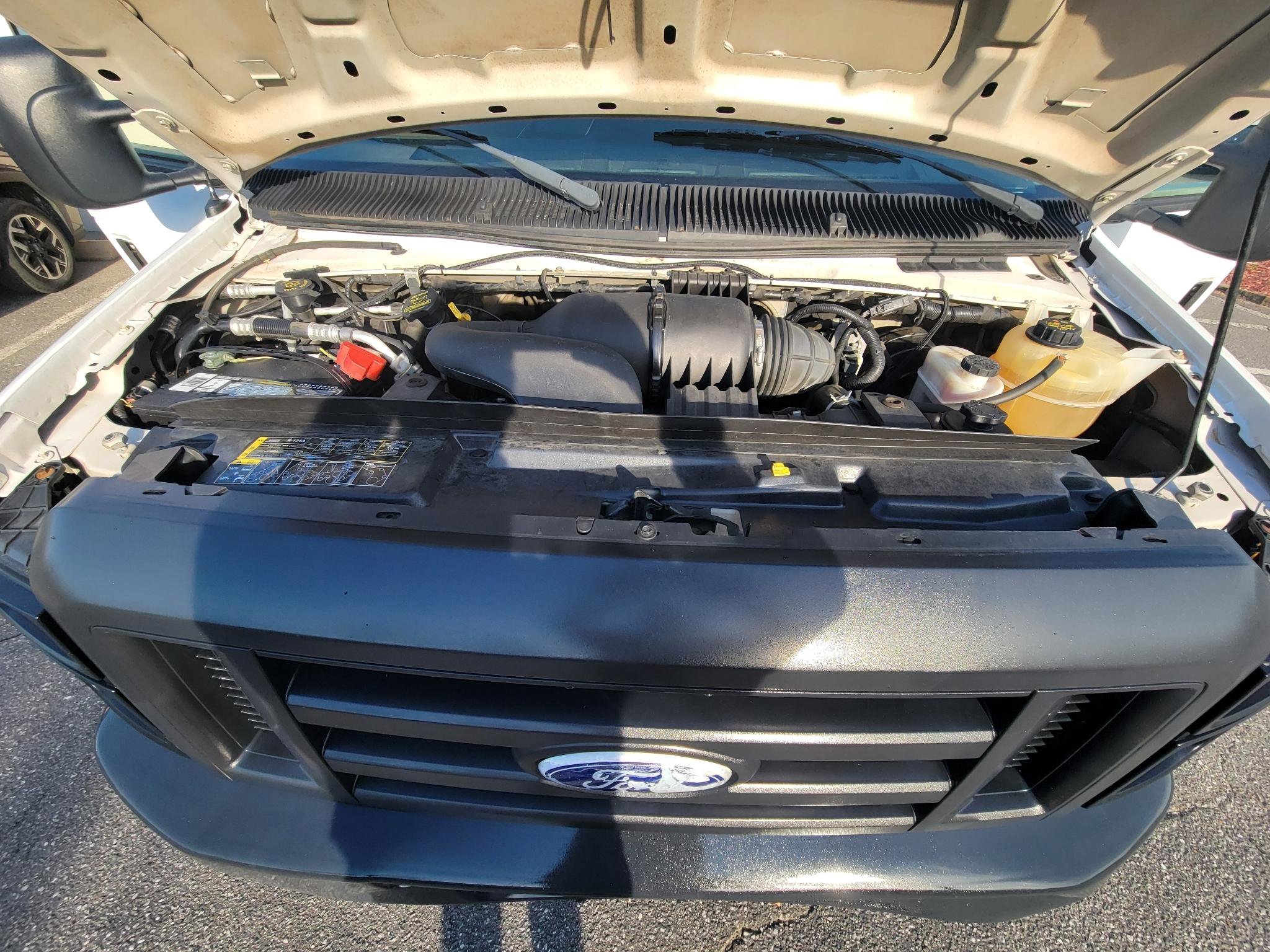 Used 2014 Ford E-150 and Econoline 150 RWD image 14