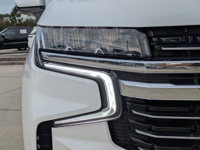 Used 2024 Chevrolet Suburban LT image 11