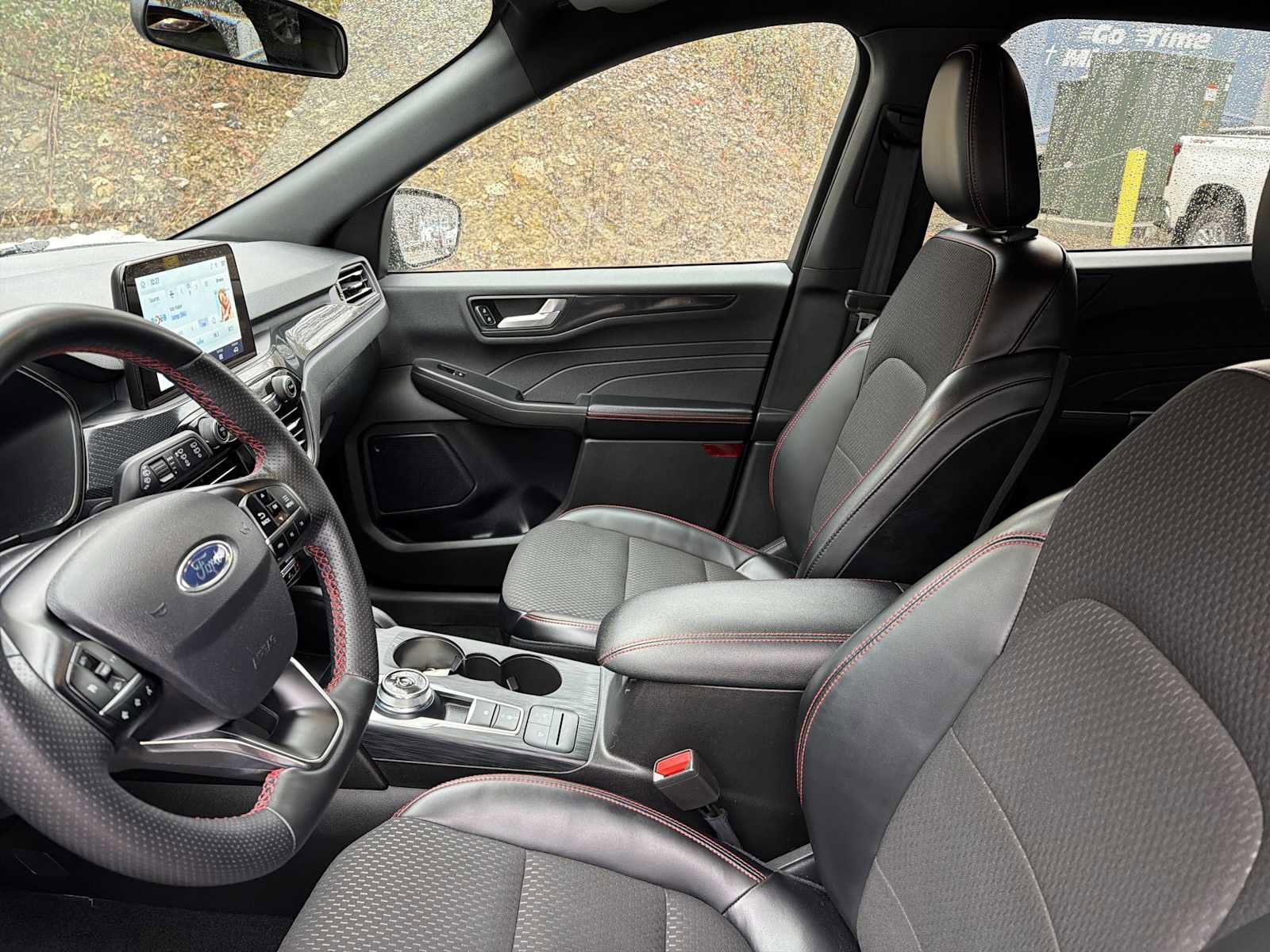 Used 2024 Ford Escape ST-Line image 18