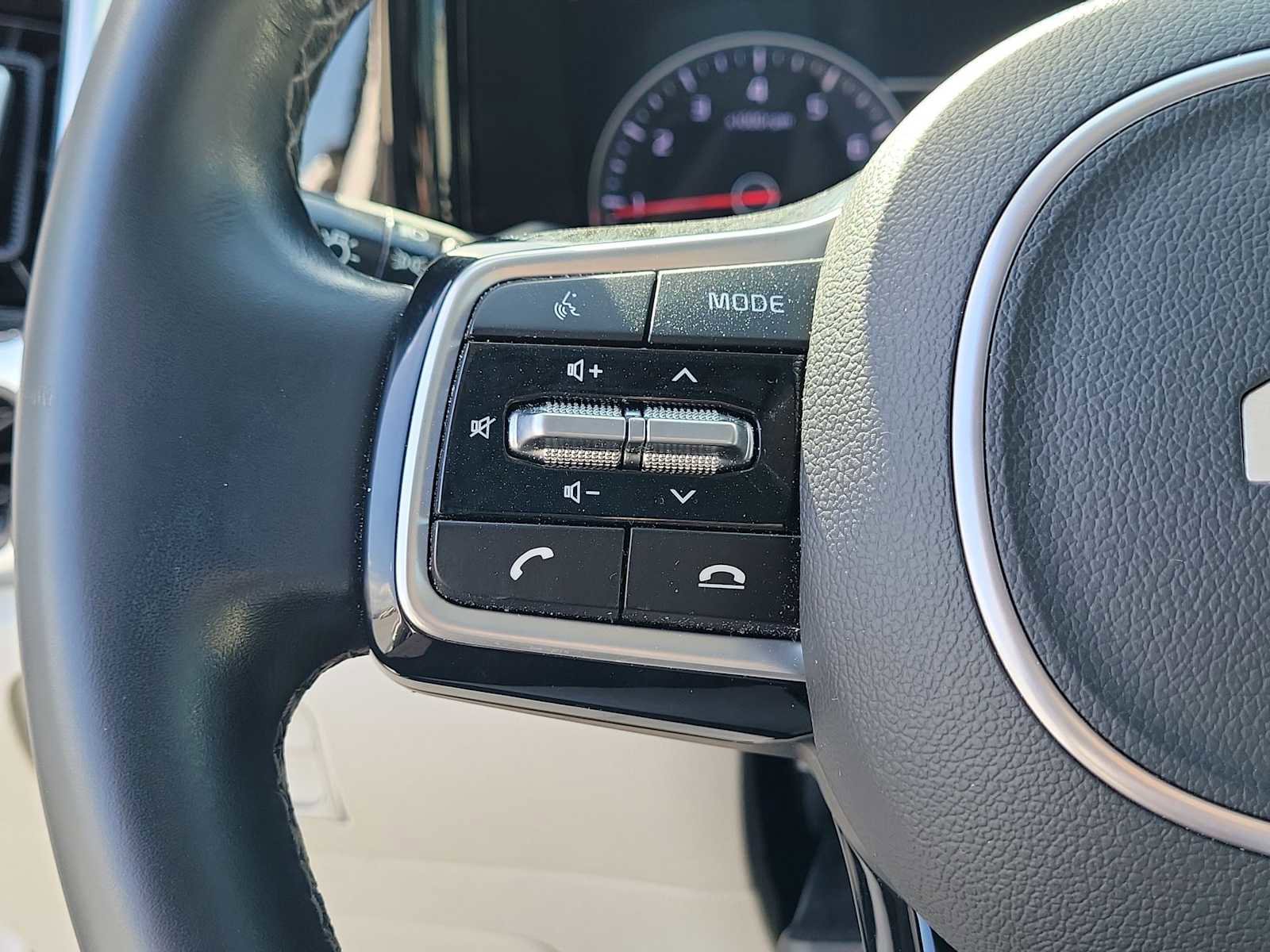 Used 2022 Kia Sorento SX AWD/4WD image 21